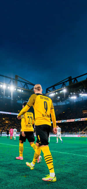 Soccer_ Night_ Match_ Dortmund_ Players Wallpaper