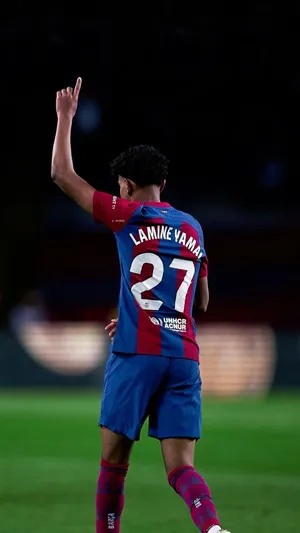 Soccer_ Player_ Number_27_ Gesture Wallpaper