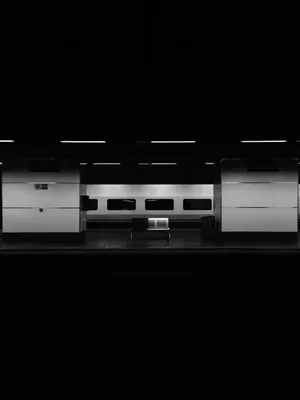 Solid Black 4k Subway Waiting Area Wallpaper