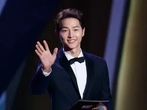 Song Joong Ki [wallpaper] Wallpaper