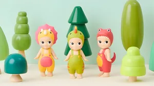 Sonny Angel Figures With Trees Wallpaper