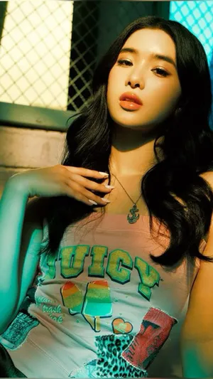 Sophia Katseye Fashion Portrait Wallpaper