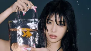 Sophia Katseye Fashion Statement Wallpaper