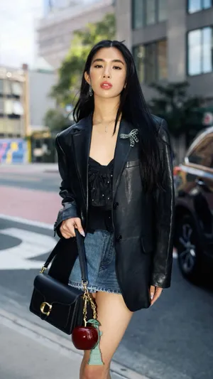 Sophia Katseye Street Style Wallpaper