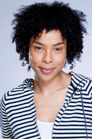 Sophie Okonedo At A Red Carpet Event Wallpaper