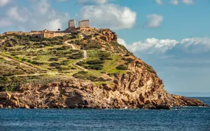 Sounion Between Ocean And Sky Wallpaper