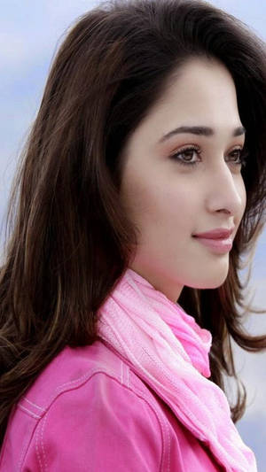 South Heroine Tamannaah In Violet Wallpaper