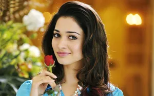 South Heroine Tamannaah Rose Wallpaper