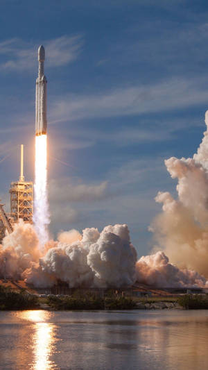 Spacex Falcon Heavy Take Off Wallpaper