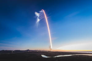 Spacex Rocket Trail Wallpaper