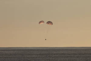 Spacex Starship Launch At Dusk Wallpaper