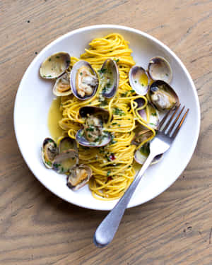 Spaghetti Alla Vongole By Scout Magazine Wallpaper
