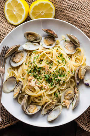 Spaghetti Alla Vongole Pasta With Lemon Wallpaper