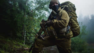 Special Forces Man On Hike Wallpaper