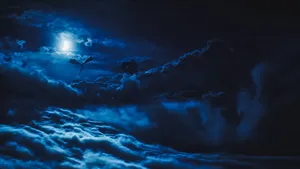 Spectacular Skyline At Sunset Wallpaper