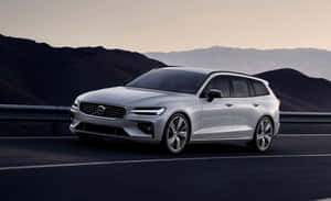 Spectacular Volvo V60 In Evening Radiance. Wallpaper