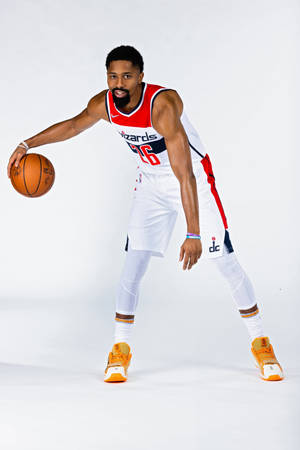 Spencer Dinwiddie Wizards Pose Wallpaper