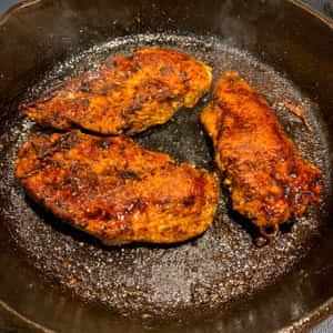 Spice Up Your Dinner Tonight With A Flavorful Blackened Chicken Dish! Wallpaper