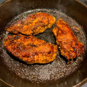 Spice Up Your Dinner Tonight With A Flavorful Blackened Chicken Dish! Wallpaper