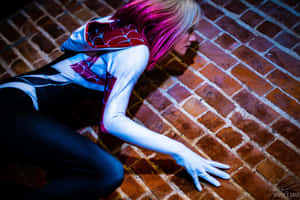 Spider Gwen Cosplayon Brick Wall Wallpaper