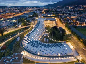 Splendid View Of Biel Bienne Lake In Switzerland Wallpaper