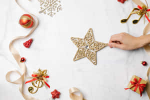 Spread The Christmas Cheer With This Cute, Simple Holiday Design. Wallpaper