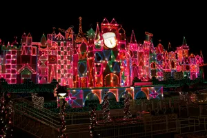 Spread The Holiday Cheer With The Magical Disney Christmas Ipad Wallpaper