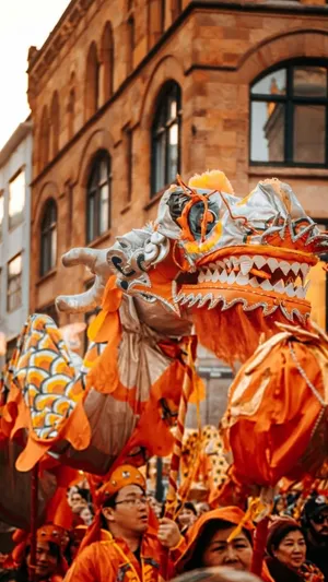 Spring Festival Dragon Dance Wallpaper