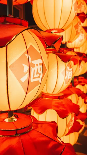 Spring Festival Lanterns Wallpaper