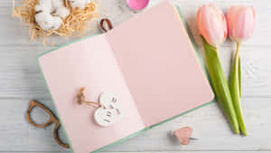 Springtime Notebookand Flowers Wallpaper