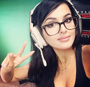 Sssniperwolf Peace Sign Wallpaper