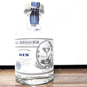 St. George Botanivore Wooden Surface Wallpaper