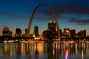 St. Louis Arch Colorful Lights Wallpaper