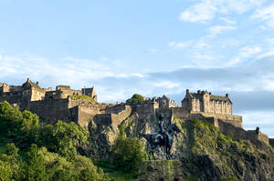 Statue Of Earl Haig, Hospital Square, Edinburgh Castle Wallpaper