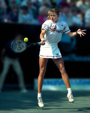 Steffi Graf Jumping In The Air Wallpaper