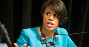 Stephanie Rawlings Blake Looking To The Side Wallpaper