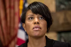Stephanie Rawlings Blake Looking Up Wallpaper