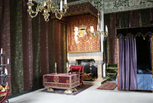 Sterling Castle Queen's Bedchamber Wallpaper