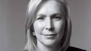 Stern And Focused Kirsten Gillibrand In Monochrome Wallpaper