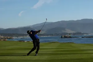 Steve Lowery Dramatic Golf Shot Wallpaper