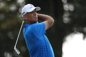 Stewart Cink Focusing On His Play Wallpaper