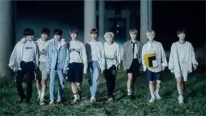 Stray Kids Celebrate Stray Like Heaven In 2020 Wallpaper