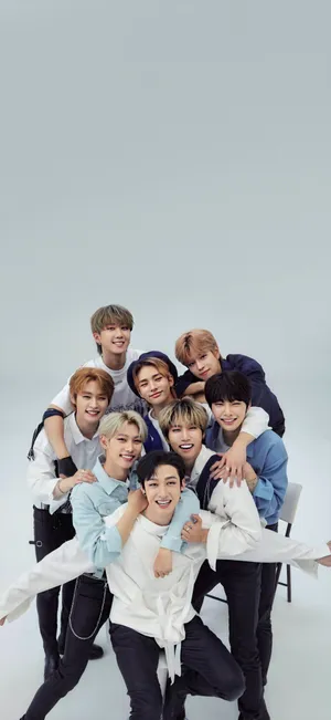 Stray Kids Grabs The World's Attention In 2020 Wallpaper