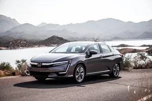 Striking Honda Clarity In Stunning Landscape Wallpaper