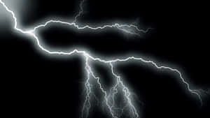 Strikingly Cool Lightning Wallpaper