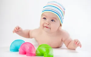Striped Bonnet Of Baby Love Wallpaper