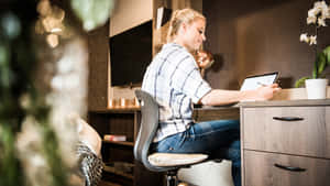 Studious Woman Laptop Wallpaper