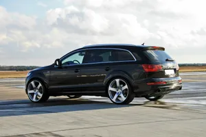 Stunning Audi Q7 On An Open Road Wallpaper