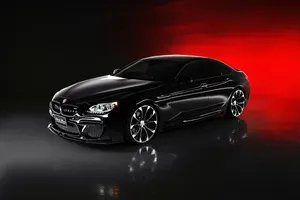 Stunning Bmw 6 Series In Motion Wallpaper