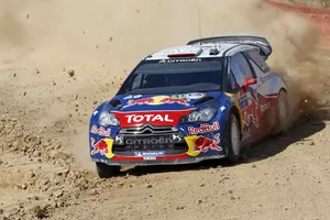 Stunning Citroen Ds3 In Motion Wallpaper